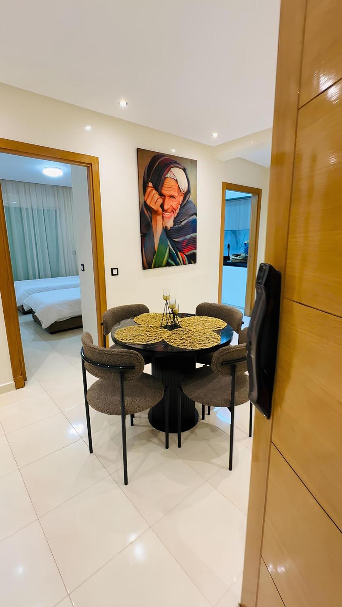 Apartamento 5 Minutes De La Gare Et Centre Piscine Parking Marrakesh